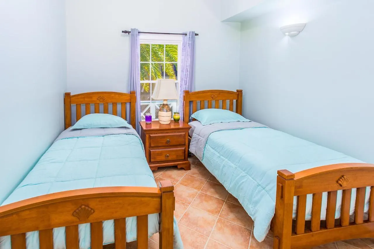 Villa Lazy Daze Jolly Harbour Antigua ve Barbuda