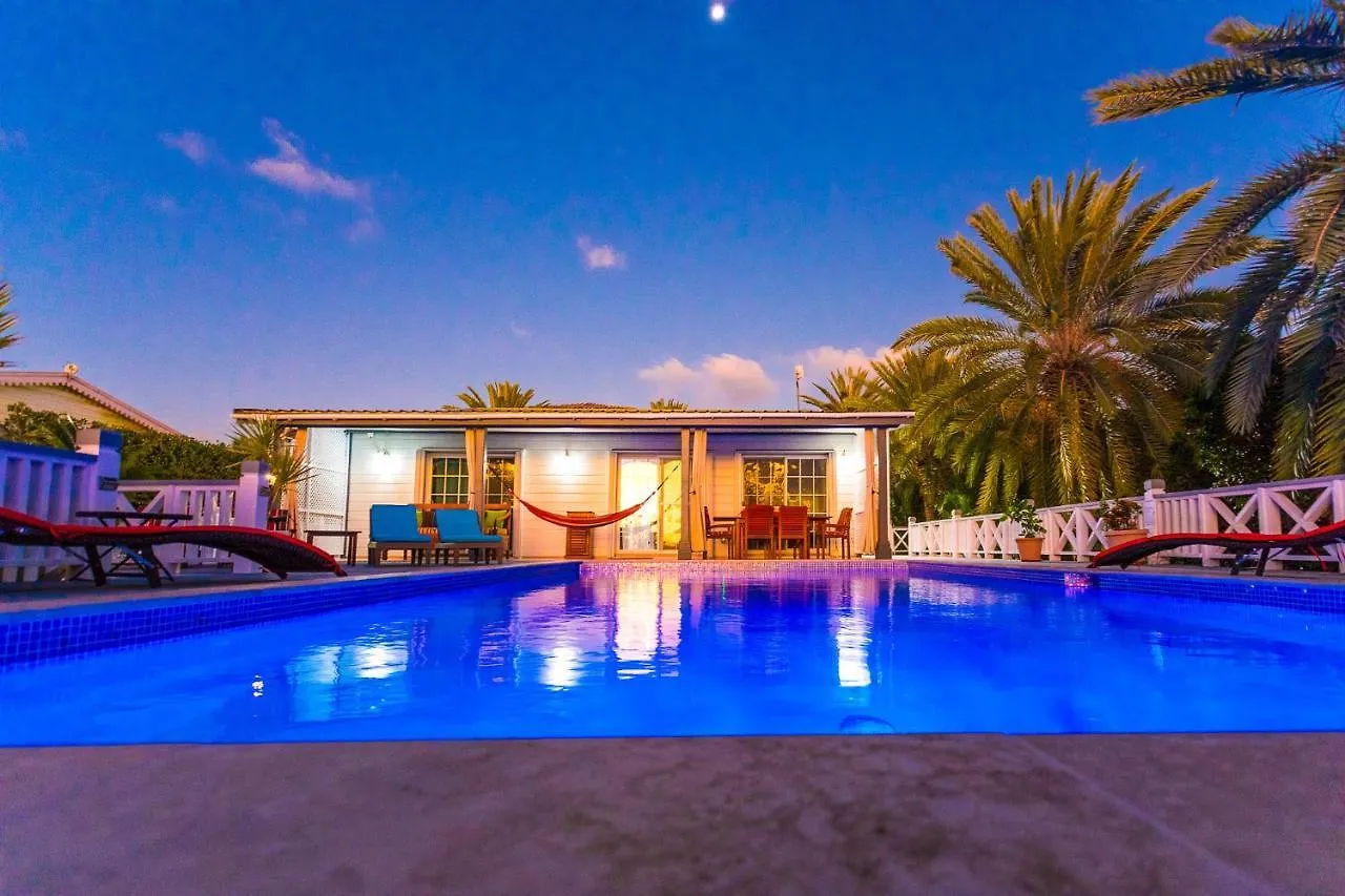 Villa Lazy Daze Jolly Harbour 0*,  Αντίγκουα και Μπαρμπούντα