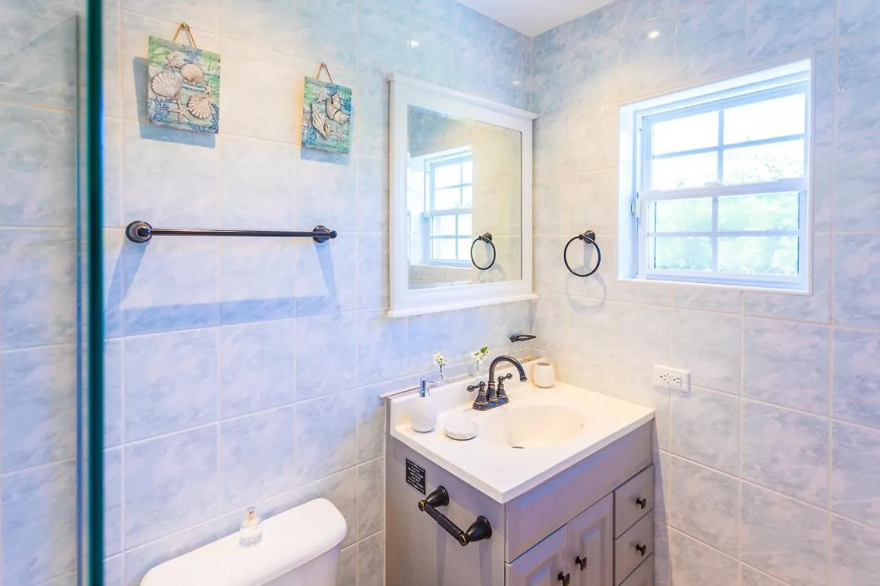 Villa Lazy Daze Jolly Harbour